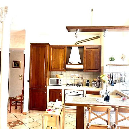 Charming House Roma Apartment Ngoại thất bức ảnh