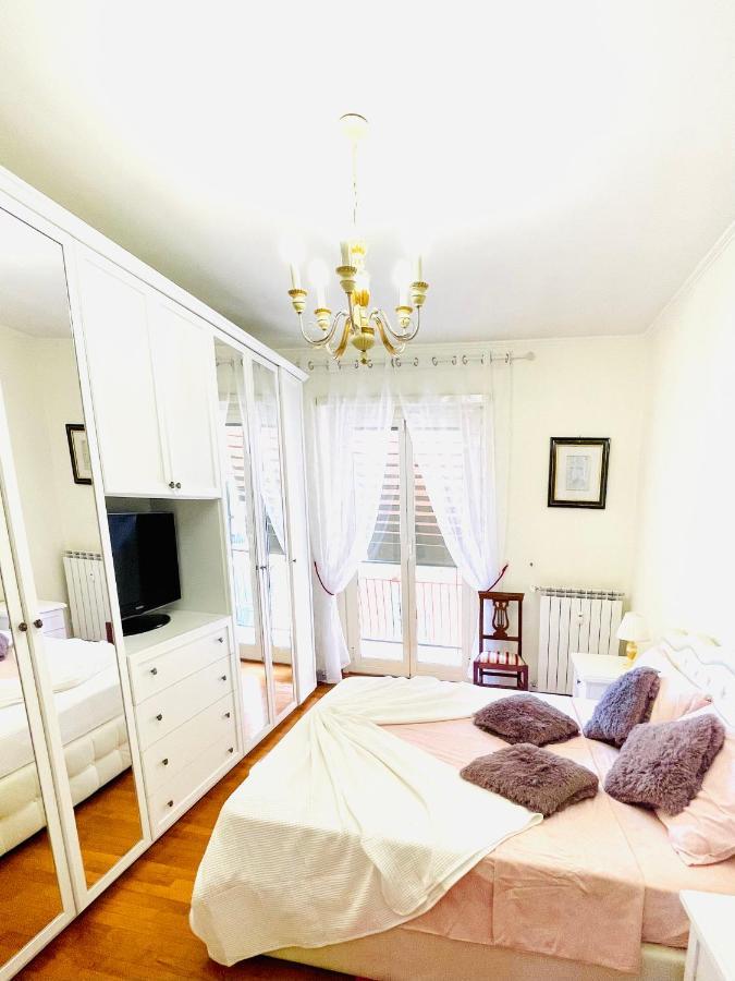 Charming House Roma Apartment Ngoại thất bức ảnh